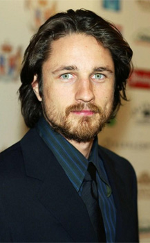 Martin Henderson